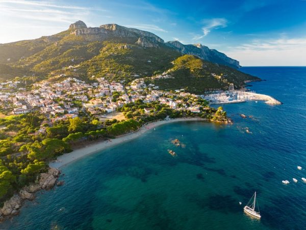 Sardinien Katamaran mit Skipper – Bild 2